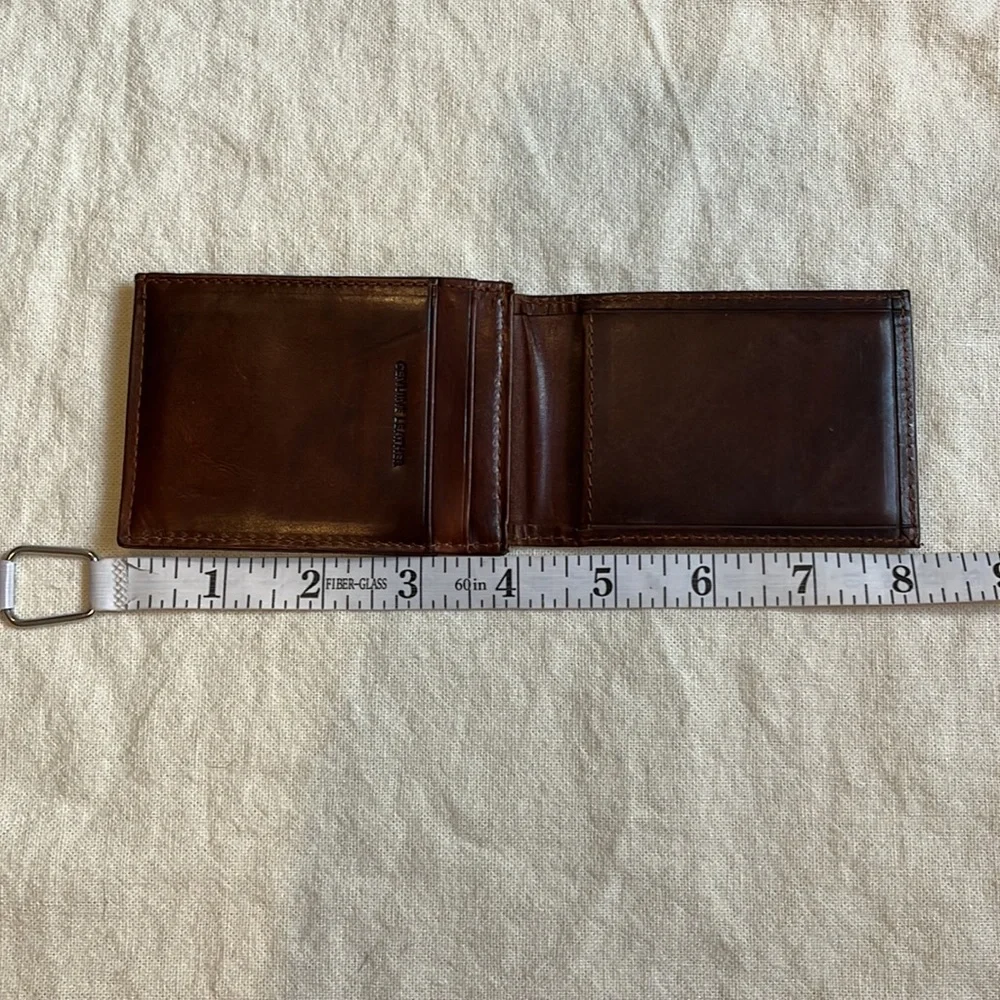 NWT Guess Wallet